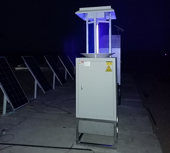 蟲(chóng)情測(cè)報(bào)燈圖片3 蟲(chóng)情測(cè)報(bào)燈圖片3