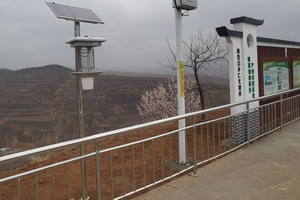 物聯(lián)網(wǎng)殺蟲(chóng)燈圖片1